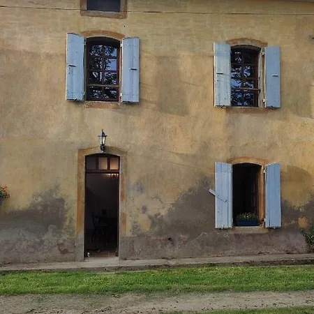 A La Campagne, Proche Carcassonne Holiday home Alairac