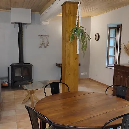 A La Campagne, Proche Carcassonne * Alairac