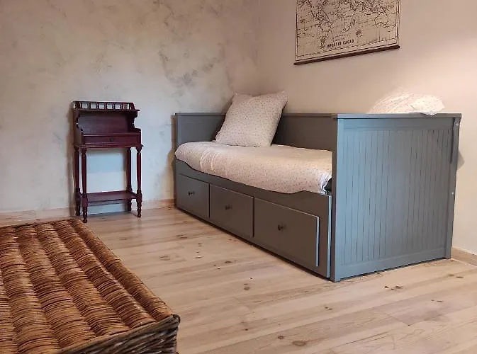 A La Campagne, Proche Carcassonne Feriehus Alairac